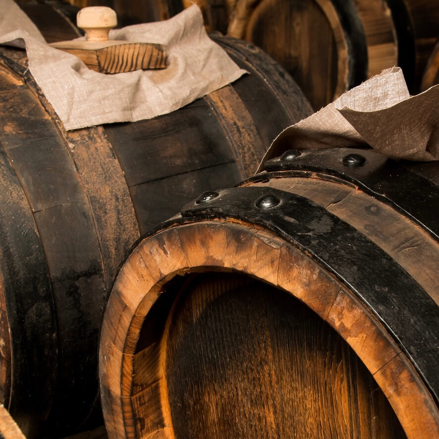 Delidia Essig im Holzfass - Essig kaufen von den besten Manufakturen